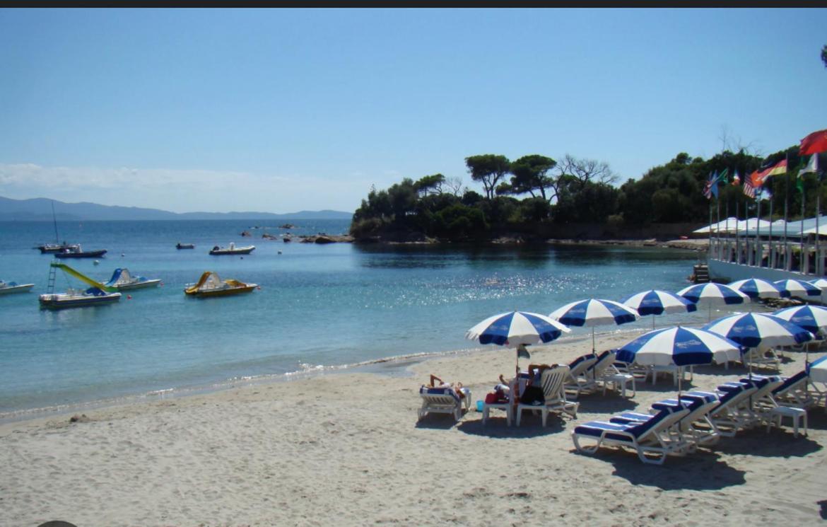 Superbe Pieds Dans L Eau Ajaccio Face A La Mer Plage De Sable Fin Route Des Iles Des Sanguinaires Dış mekan fotoğraf
